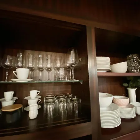 Apartment 6 *