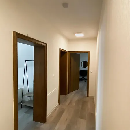 6 Apartment